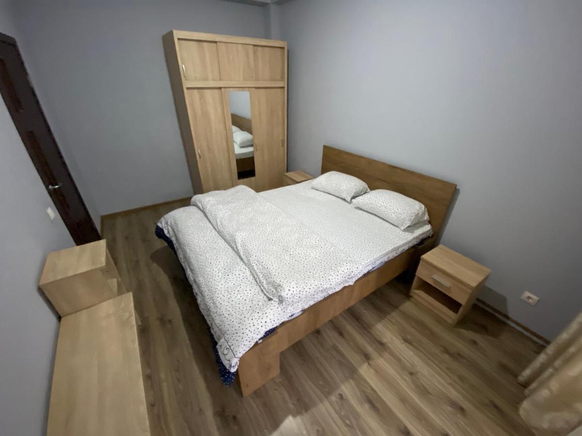Sky House Central Apartment Chisinau Bagian luar foto